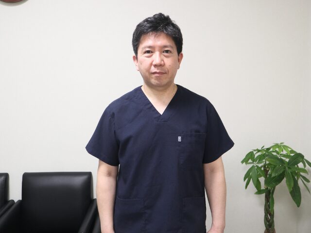 はなぞの歯科院長